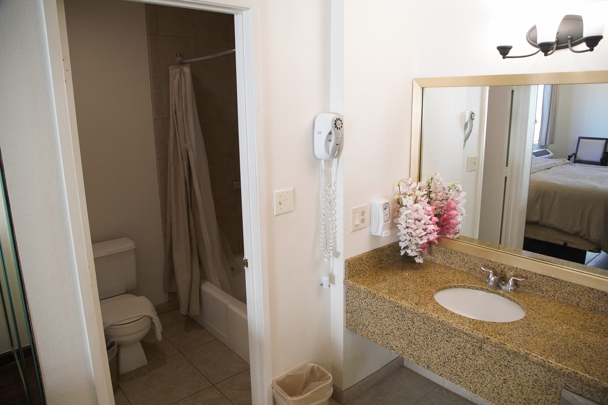 Little Saigon Inn — photo 10 of 15