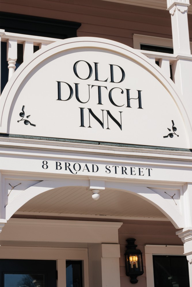 Old Dutch Inn - Kinderhook, United States of America - Best Price Guarantee