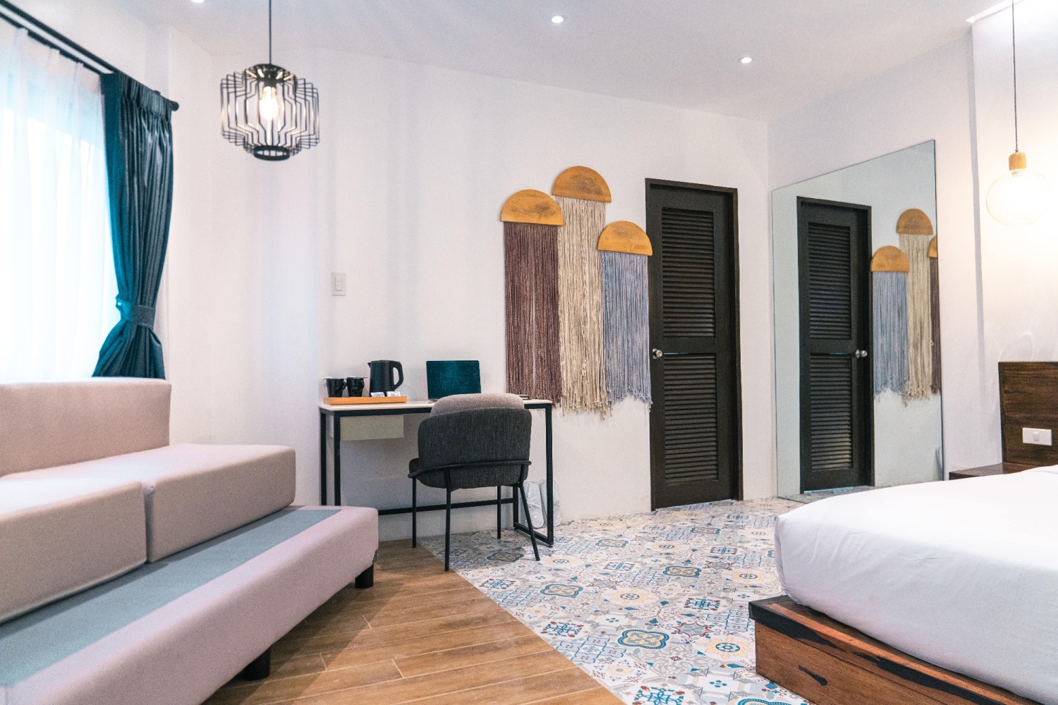 Deluxe Queen at J Boutique Hotel El Nido