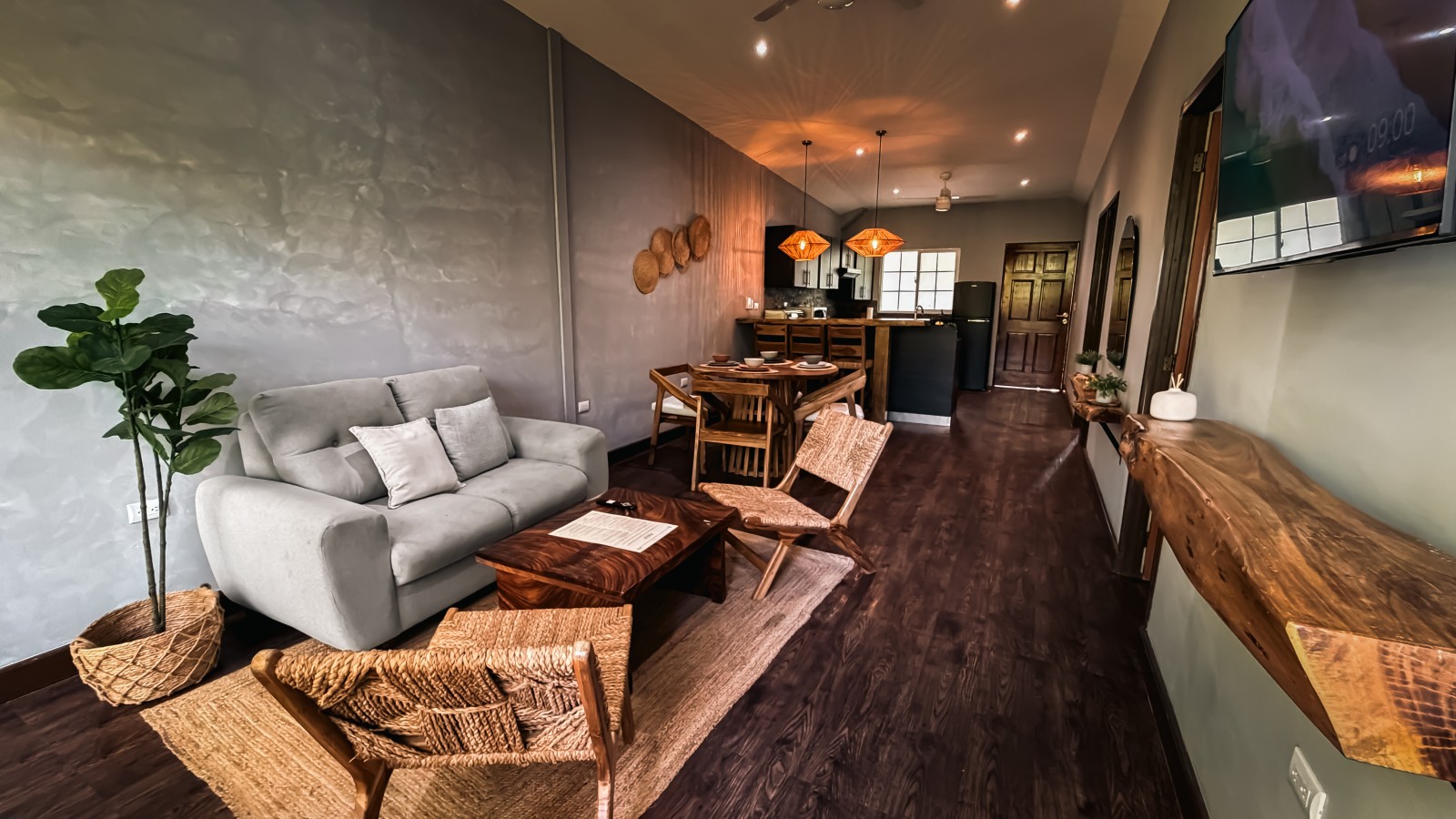Deluxe Studio Apartment — Sea View 11